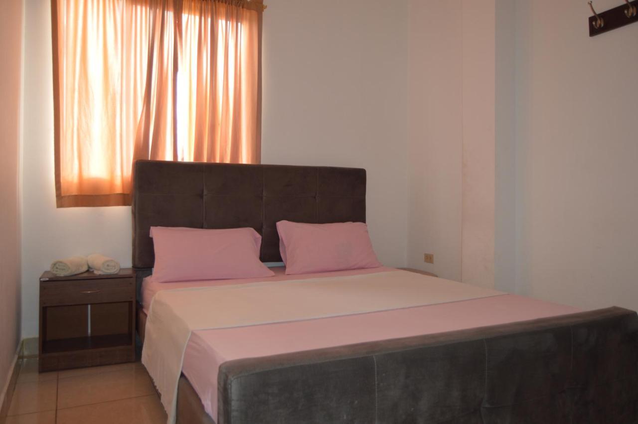 Hostal El Naufrago 1 Manta Εξωτερικό φωτογραφία
