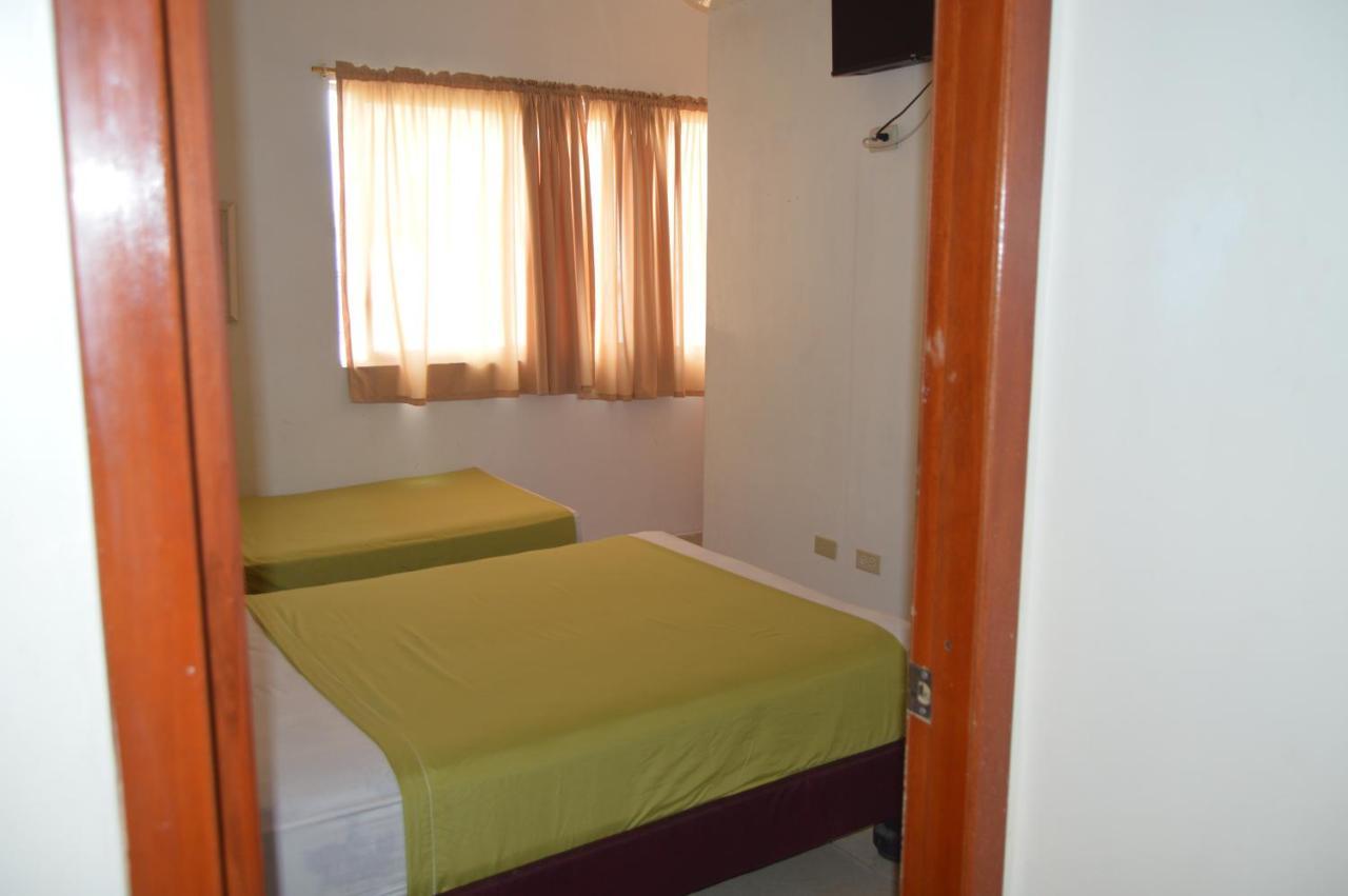 Hostal El Naufrago 1 Manta Εξωτερικό φωτογραφία